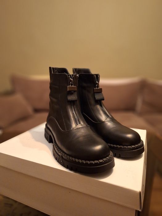 Нови дамски боти от естествена кожа