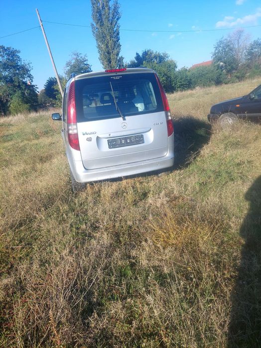 Mercedes vaneo на части или цяла