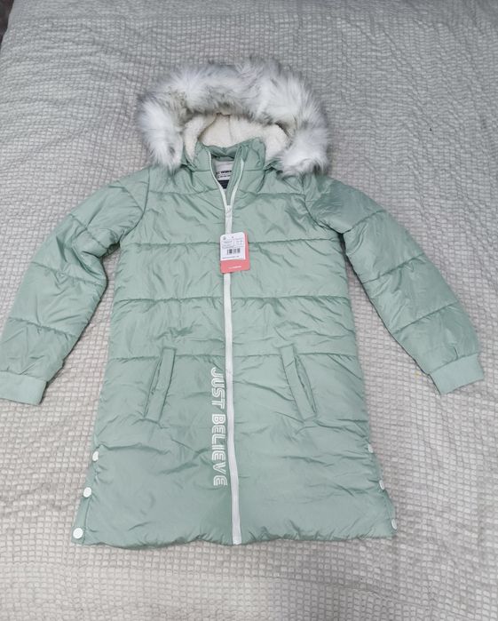 Новая детская куртка