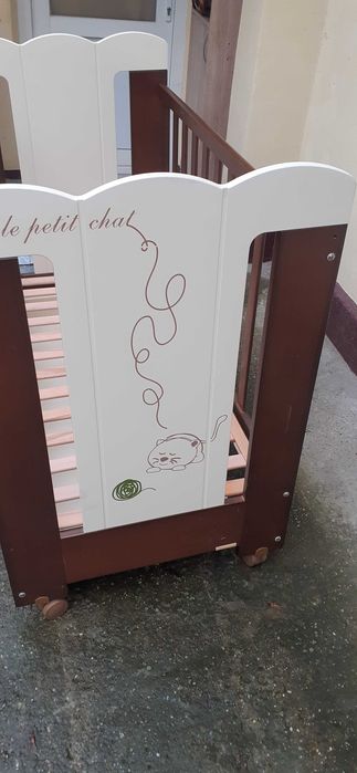 Pătuț bebe din lemn