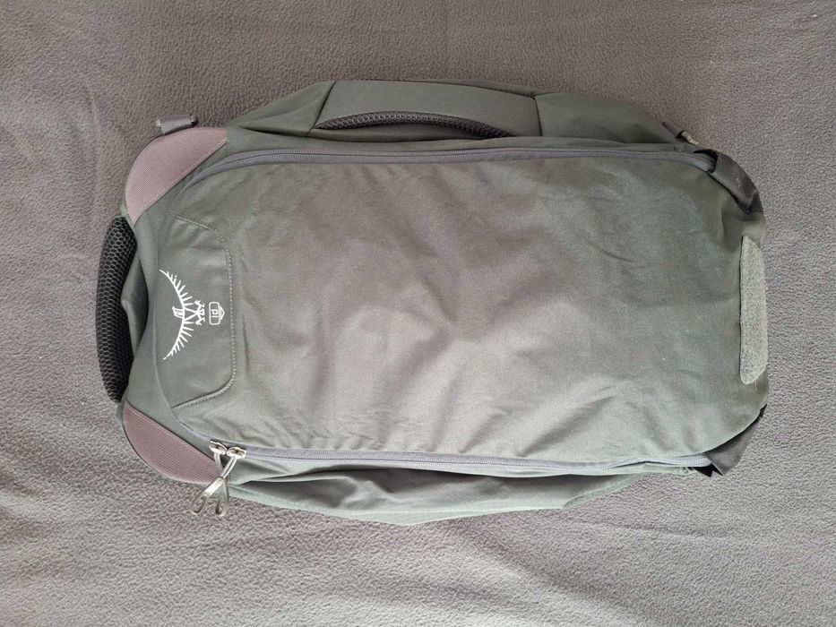 Vand rucsac Osprey Farpoint 40L - ca nou