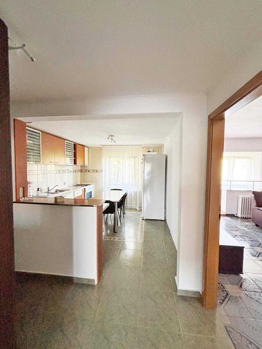 Apartament 3 camere, locație centrală, Otopeni
