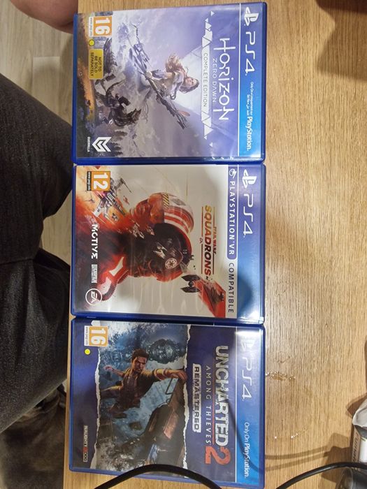 Vand sau schimb Jocuri ps4