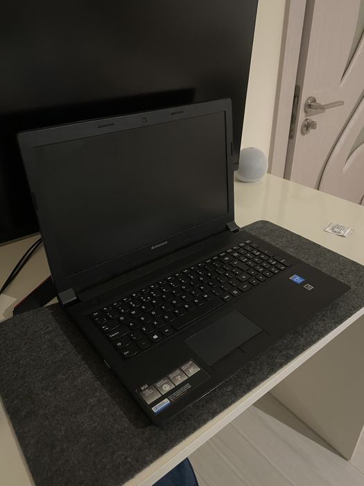 Продавам Лаптоп Lenovo B50-30 .!!