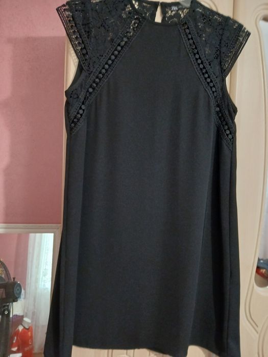 Rochie neagră S -M de calitate
