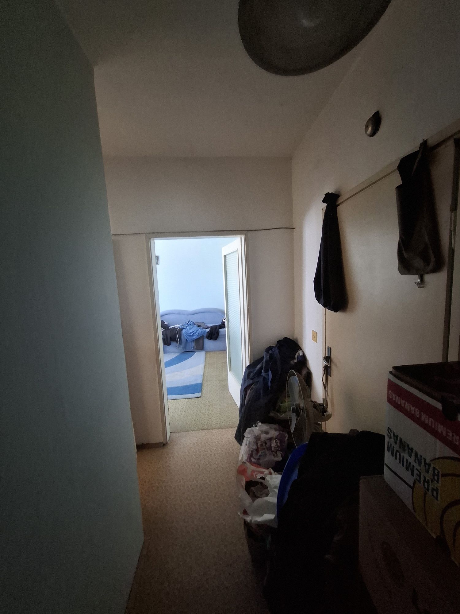 Продаваме гарсониера в гр Смядово 41  кв.м- саниран блок 6 ет.