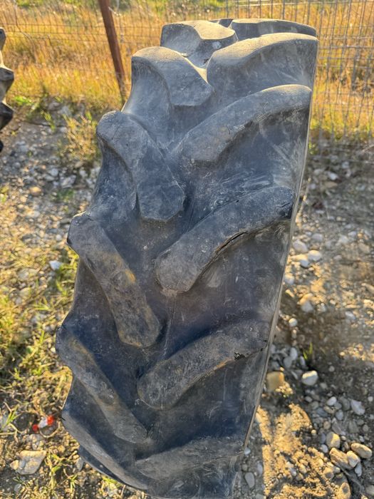 12,4r24 firestone tractor