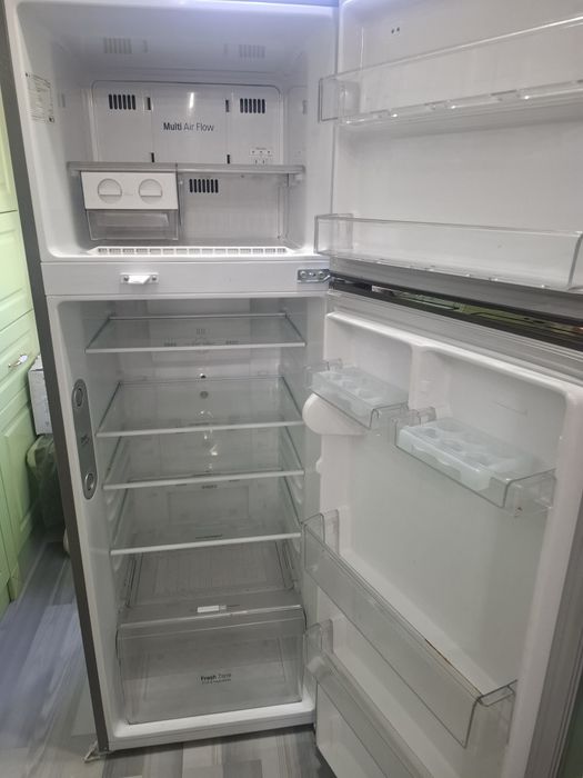 Продам холодильник LG