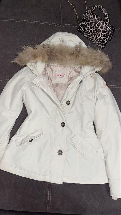 Прекрасно топло яке с гъши пух на Rifle с качулка с естествен косъм