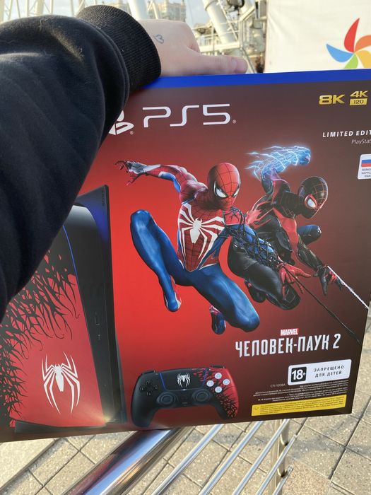 Продам playstation 5 slim limited edition spider man
