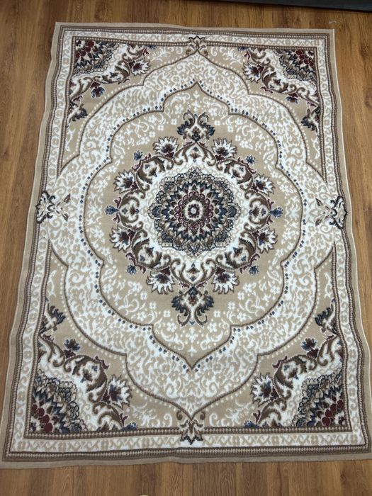 Ковер - 1,4 - 2 метра.