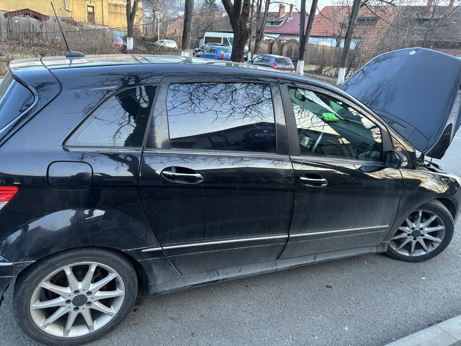 Vand Mercedes BClass