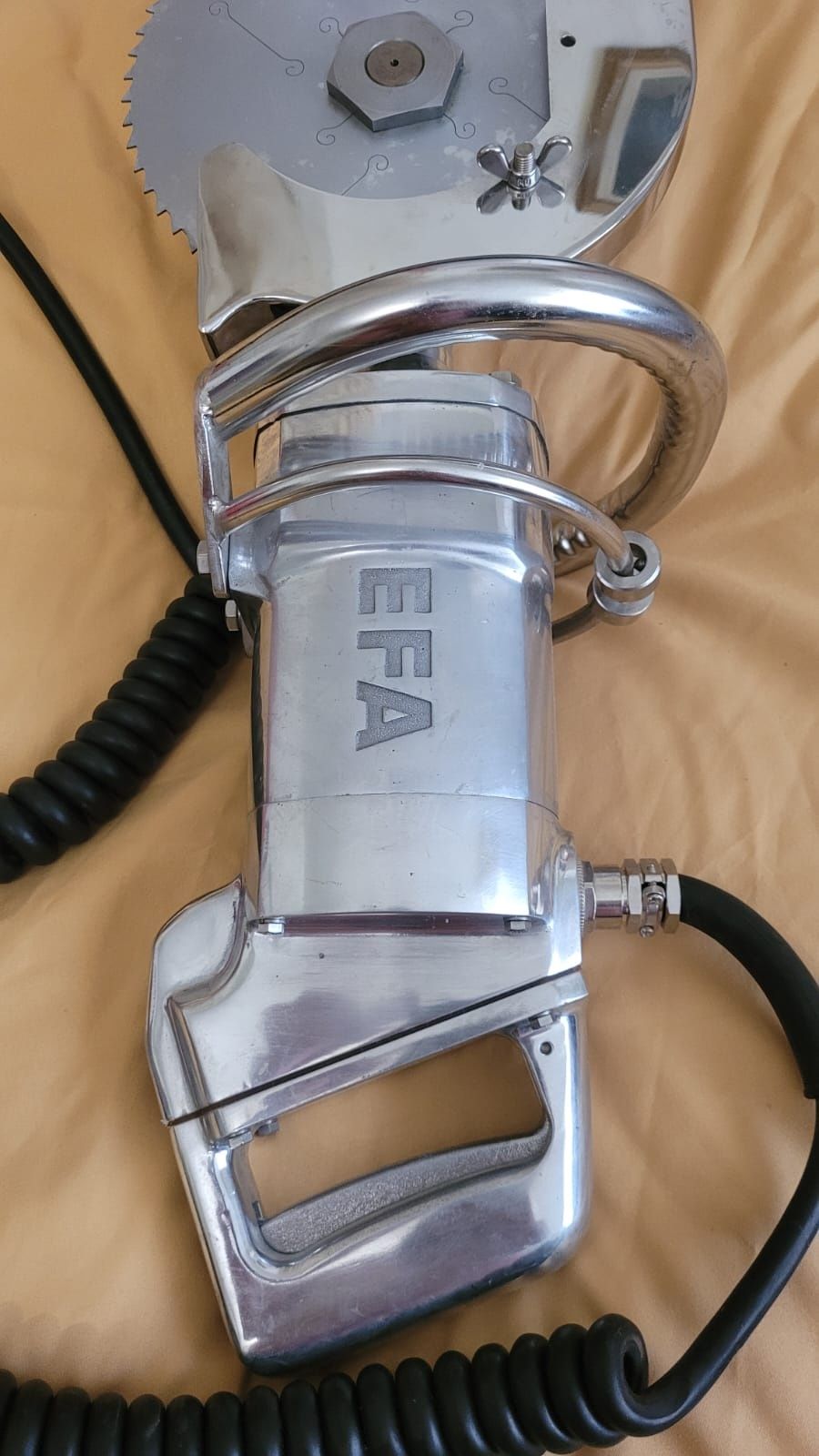 Fierăstrău de vanzare