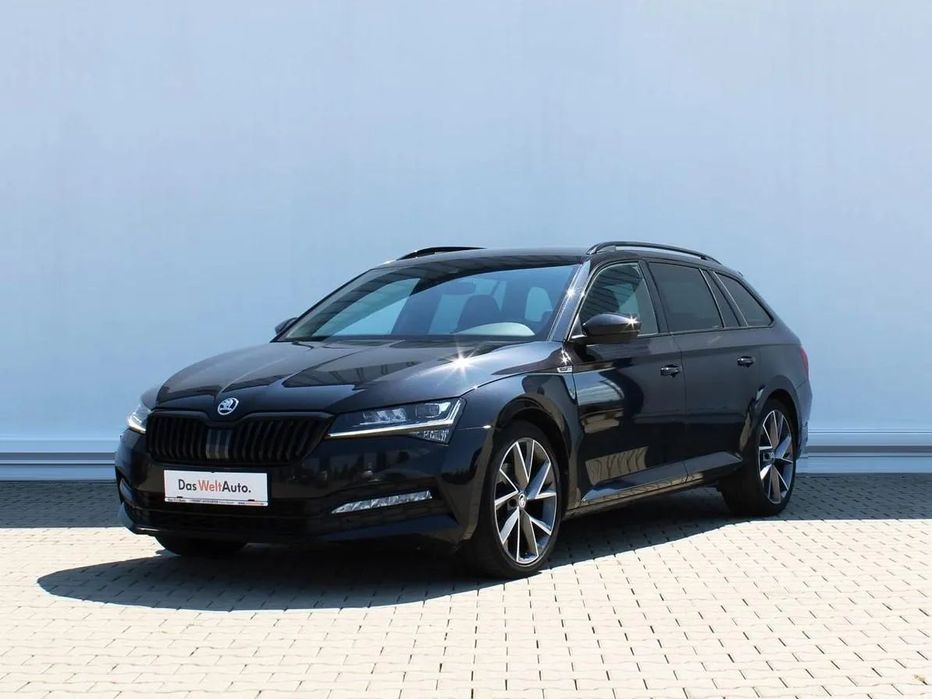 Skoda Superb Škoda Superb Combi Sportline 2.0 TDI DSG