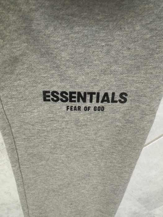 Долнище на Essentials