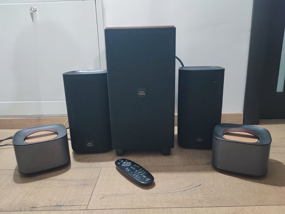 Home cinema Philips Fidelio 4.1 Bluetooth 210W subwoofer sateliti