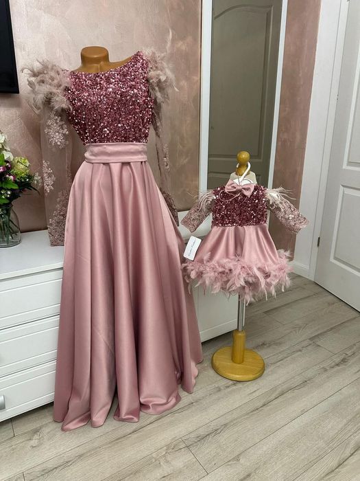 Vând set mama/fică