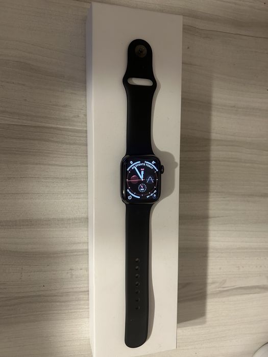 Apple Watch S7 41mm LTE GPH ЧИСТО НОВ!