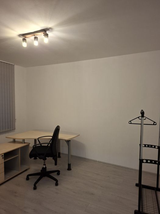 Дава се под наем Тристаен апартамент в Асеновград - 116 кв.м за 440 € - Снимка #6