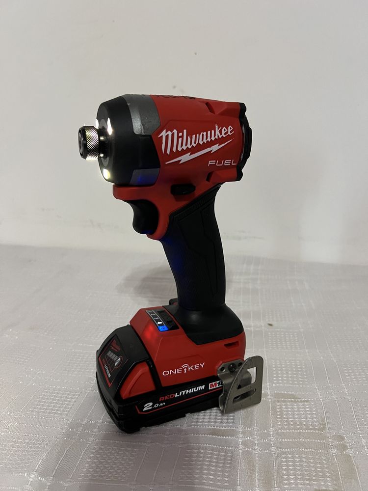 Impact Milwaukee M18 ONEID3 ( fabricatie 2023 )