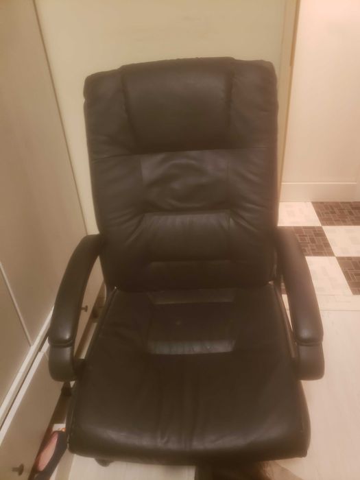 Scaun de piele mobexpert