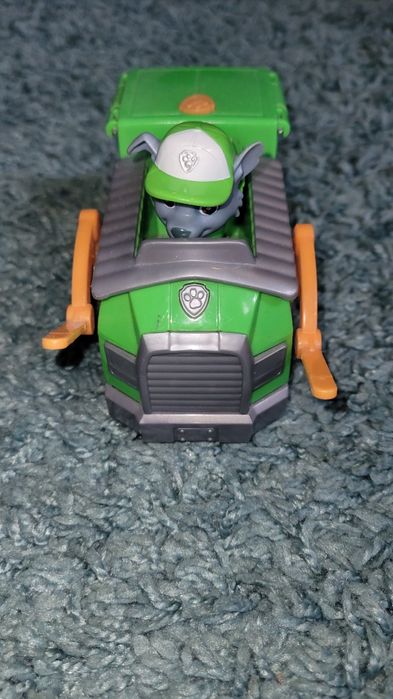 Masina lui Rocky Paw Patrol