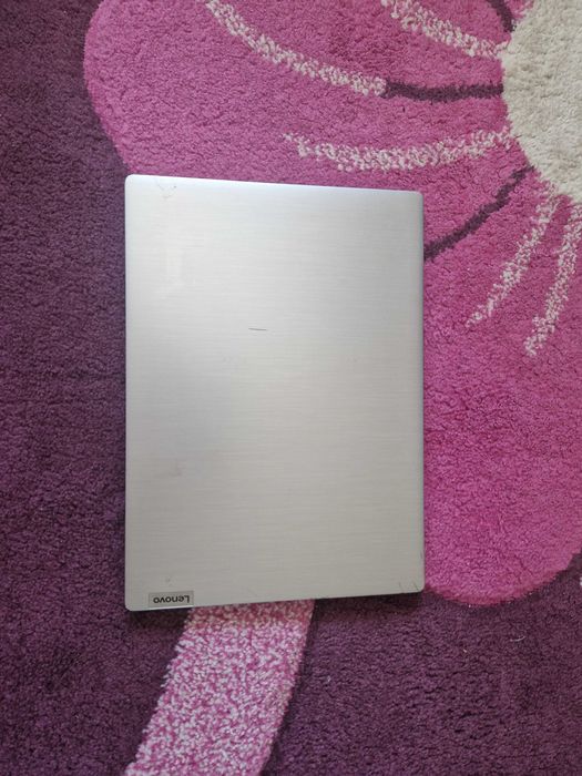 Lenovo 14 | i3-1005G1 - 8GB |
