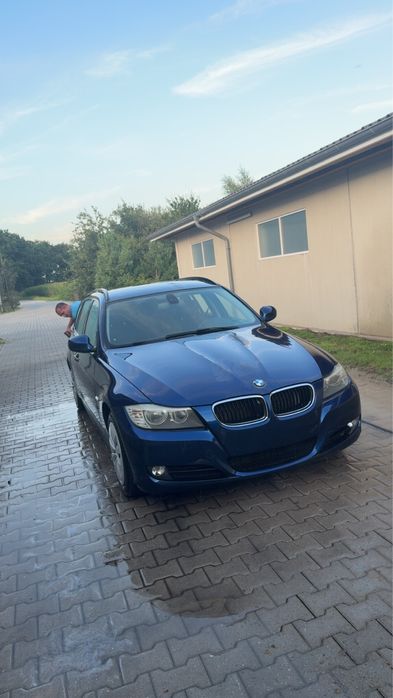 Bmw 318D Touring 2012