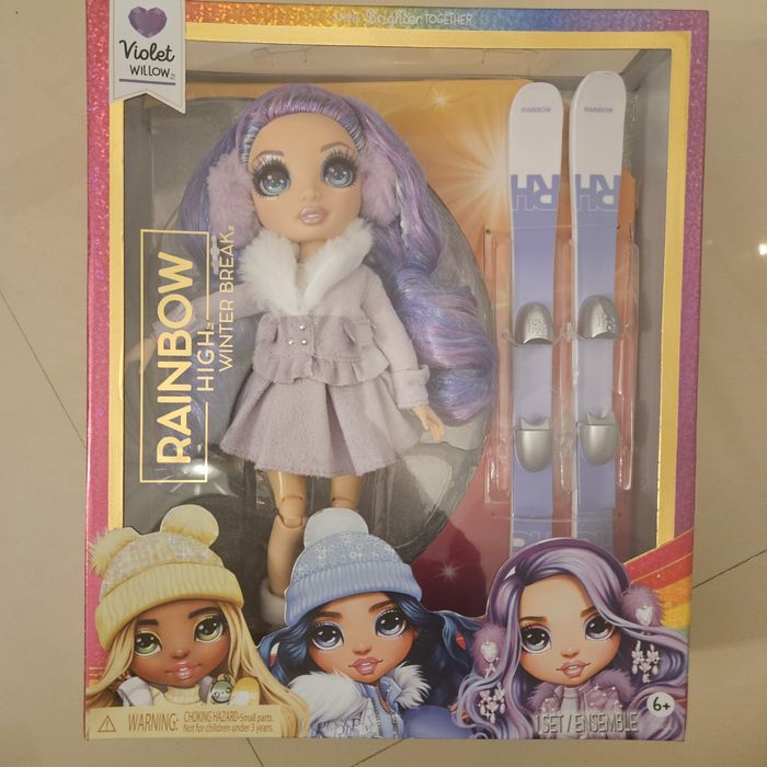 Papusa Rainbow High Winter Break Violet Willow