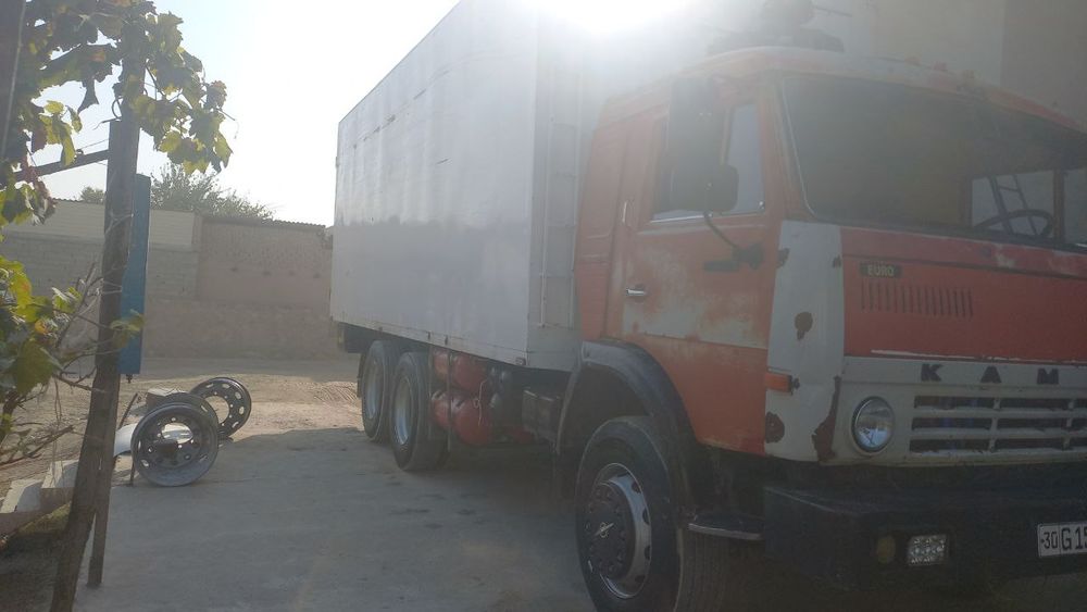 1987 yil kamaz sotiladi