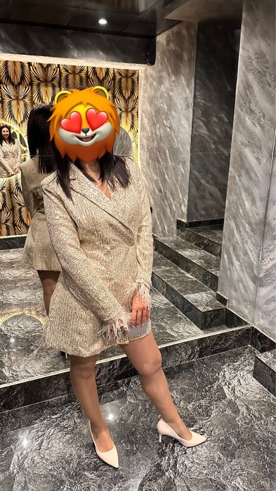 Елегантна рокля тип сако