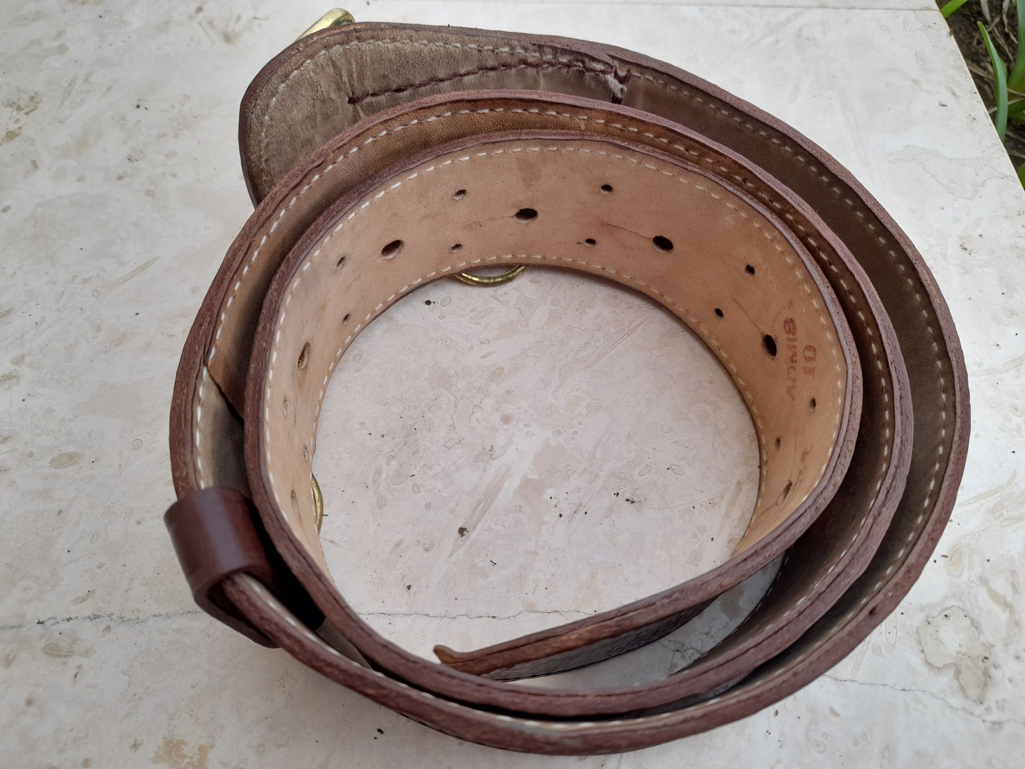 Curea/centură reglabilă din piele cu pafta alamă