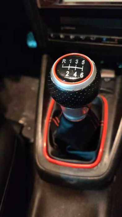 Nuca Schimbator Piele Perforata Sline Audi A4, A6, A5, Q5, Ibiza, Leon