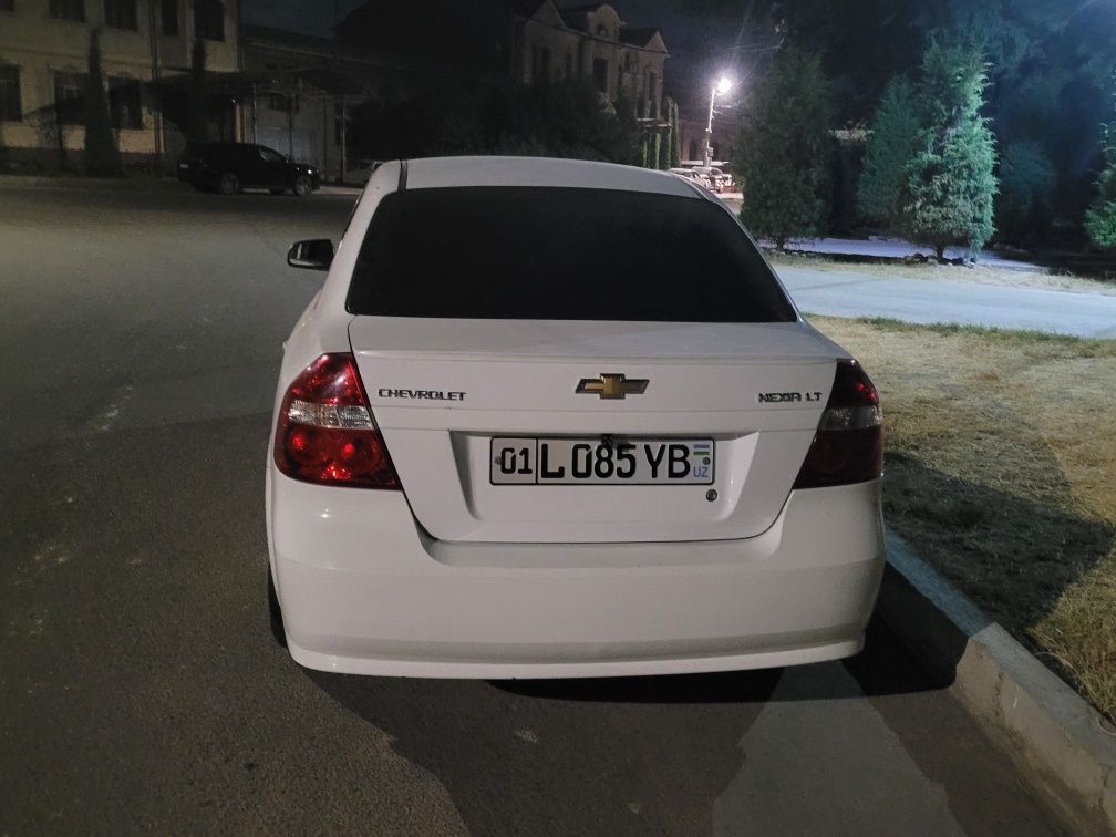 Neksa3 sotilad gaz bor