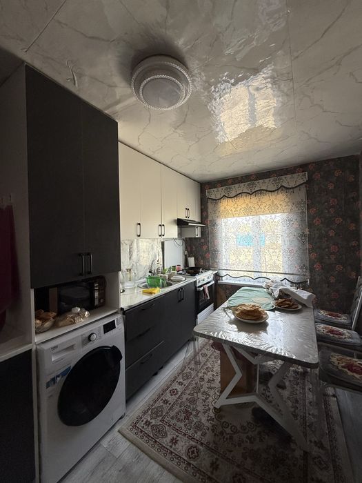 Продается ДОМ .В центре