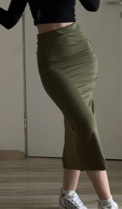 Дамска пола