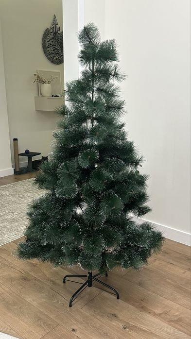 Продается елка б/у в отличном состоянии