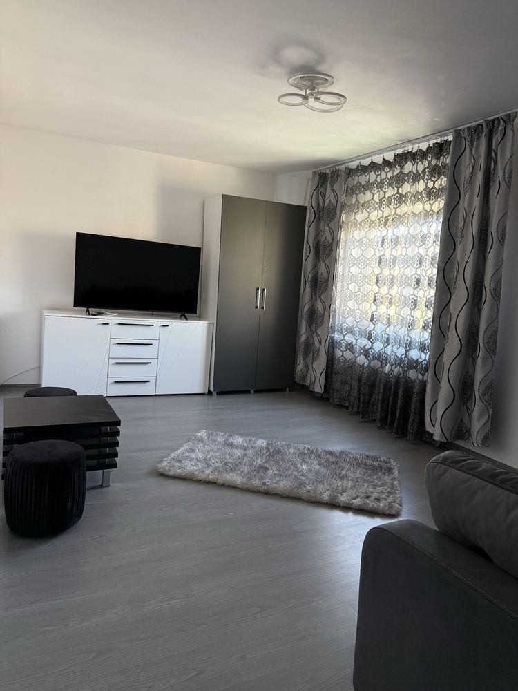 Inchiriez apartament regim hotelier  2 camere