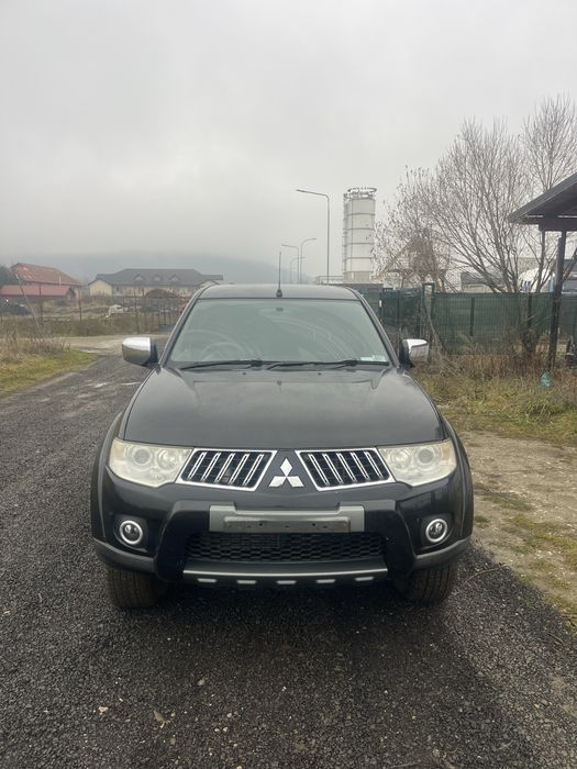 Dezmembrez mitsubishi l200 facelift 2010-2015 2.5 automat 4d56