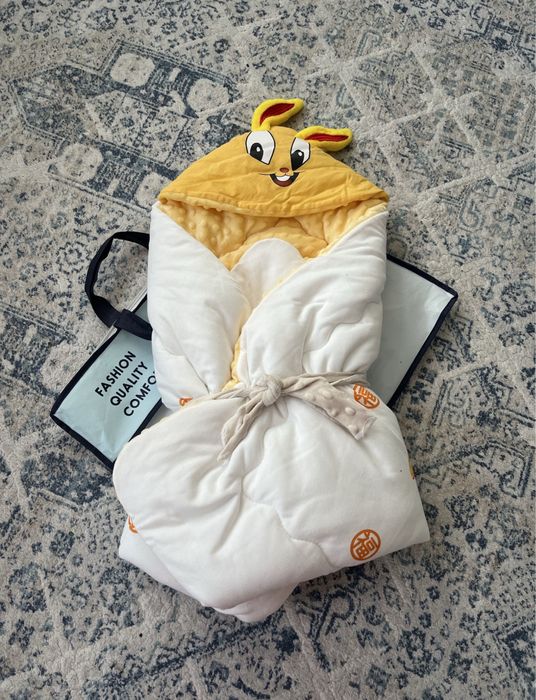 Конверт + одеяло продам за 6500 тг новая