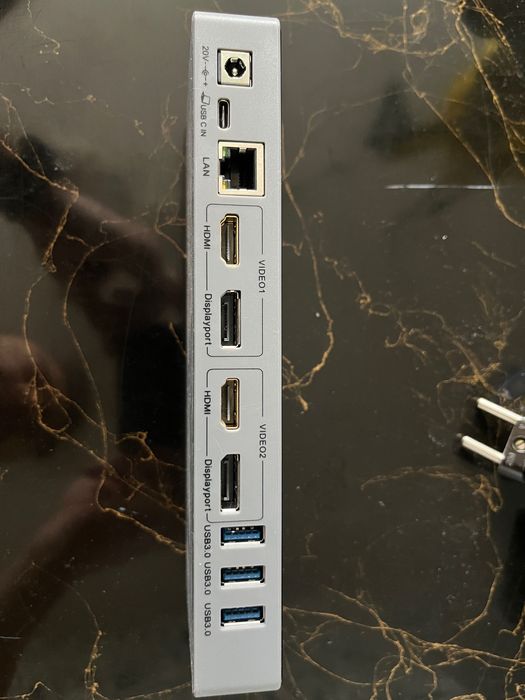 Докинг станция юсб хъб