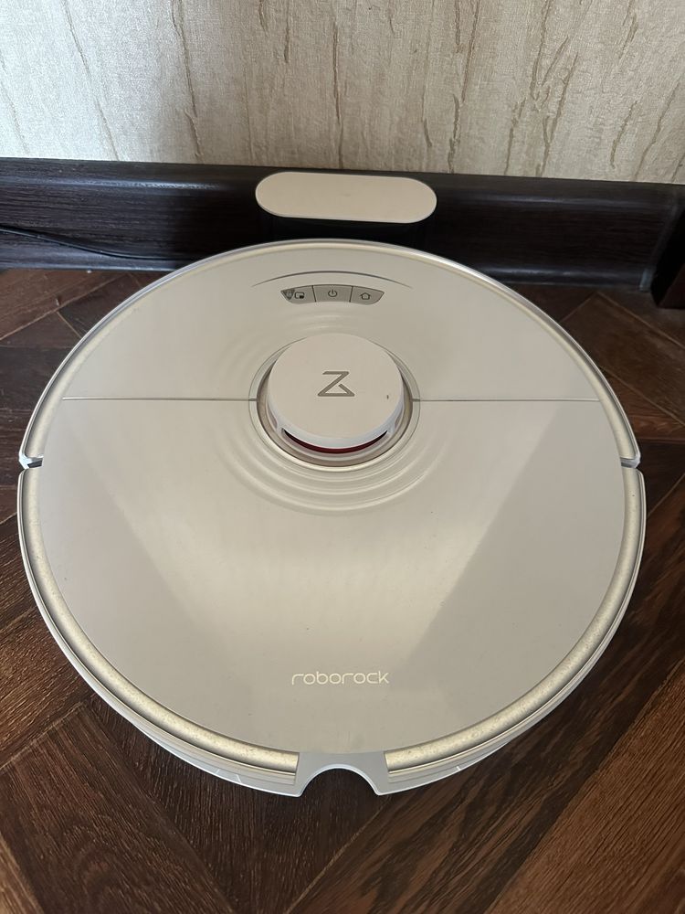 Продам робот пылесос ROBOROCK S7