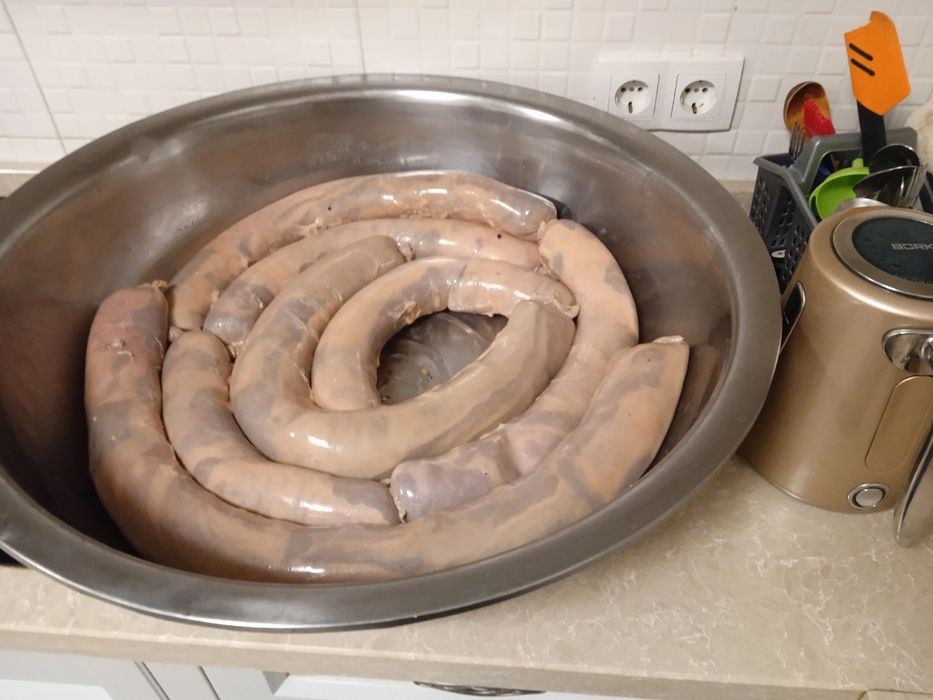 Казы жасау,шыжук жасау,ышек карын тазалау,ет туздау,