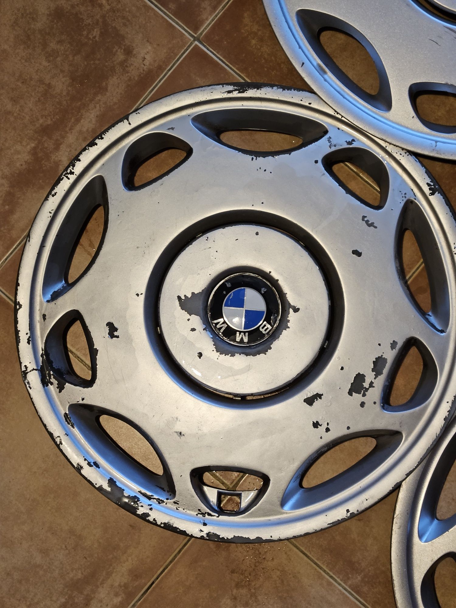 Оригинални тасове BMW E36
