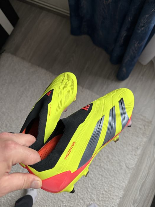 Adidas predator laceless