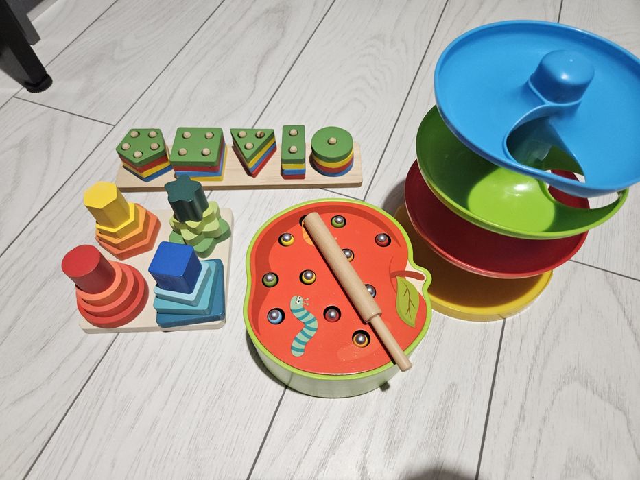 Vand lot jucarii copil - 50 Ron