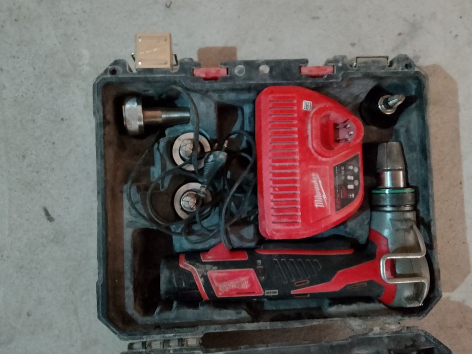 Shu aparat kimga kere bosa aloqaga chiqsin