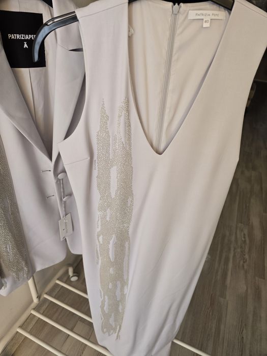 Рокля Patrizia Pepe с детайл от мъниста,;размер 40/S,ново с етикет!