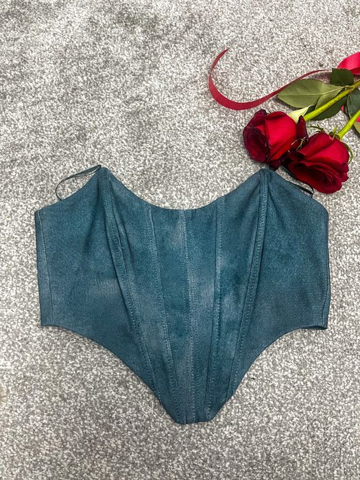 Top navy blue Bershka