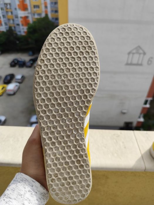 Обувки Adidas Gazelle 44ти номер жълти